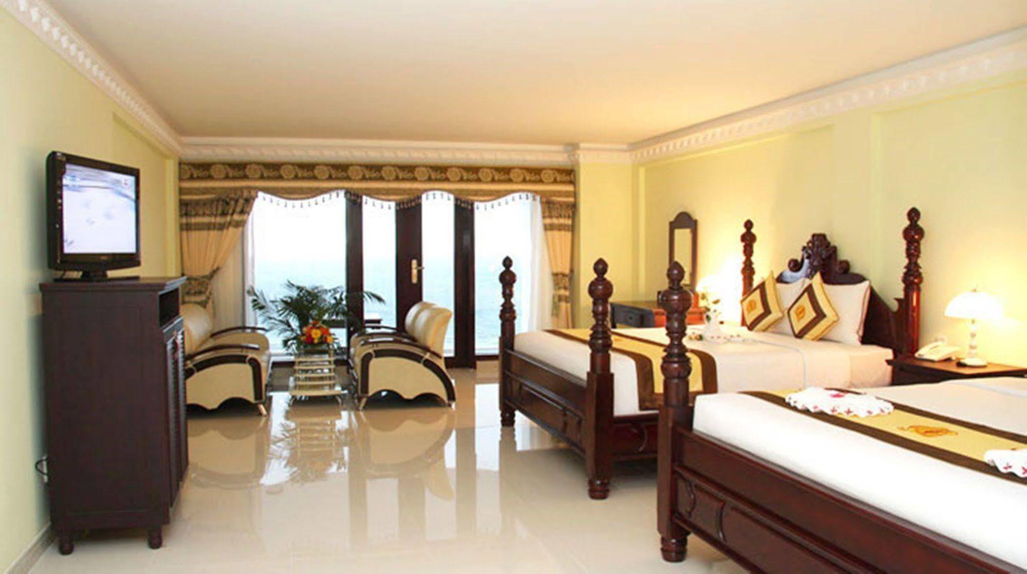 Ocean Front Hotel Phan Thiết Exteriér fotografie